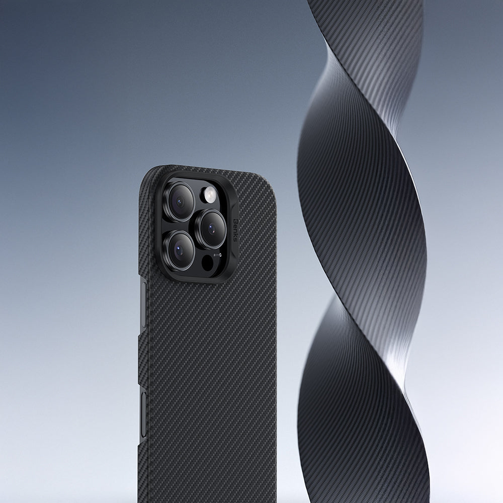 Apple iPhone 16 Pro Max Kılıf Benks M-safe Şarj Özellikli Metal Kamera Çerçeveli Magnetik ArmorAir 600D Kevlar Fiber Kapak Siyah