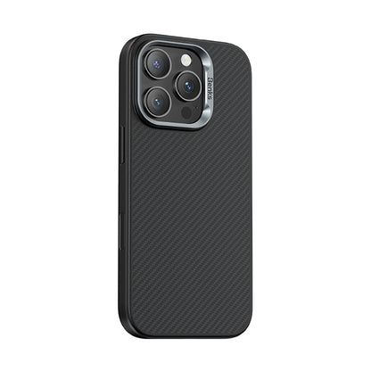 Apple iPhone 16 Pro Max Kılıf Karbon Fiber M-safe Şarj Özellikli Kamera Kontrol Butonlu Benks Hybrid ArmorPro 600D Kevlar Kapak Siyah
