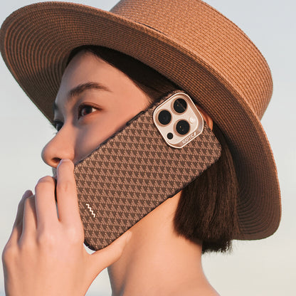 Apple iPhone 16 Pro Max Kılıf M-safe Şarj Özellikli Raptic Aramid Skin Origin Serisi Kapak Lacivert