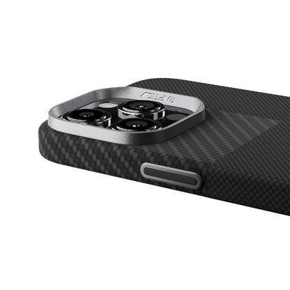 Apple iPhone 16 Pro Max Kılıf M-safe Şarj Özellikli 600D Metal Kamera Çerçeveli Raptic Aramid Fiber Croxx Mondrian Serisi Kapak Siyah