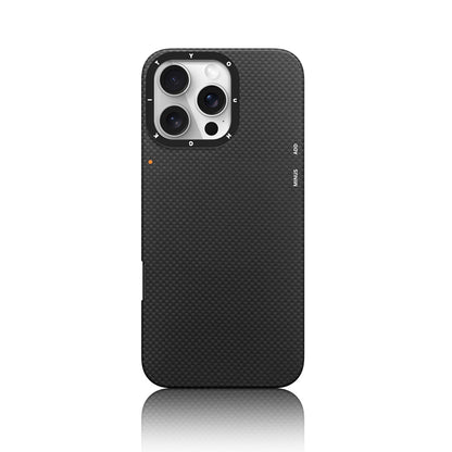 Apple iPhone 16 Pro Max Kılıf M-safe Şarj Özellikli Aramid Fiber Youngkit 1500D Kevlar Extreme Wing Serisi Kapak Siyah