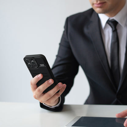 Apple iPhone 16 Pro Max Kılıf M-safe Şarj Özellikli Raptic Slim Wallet Serisi Deri Görünümlü Kartlıklı Standlı Kapak Siyah