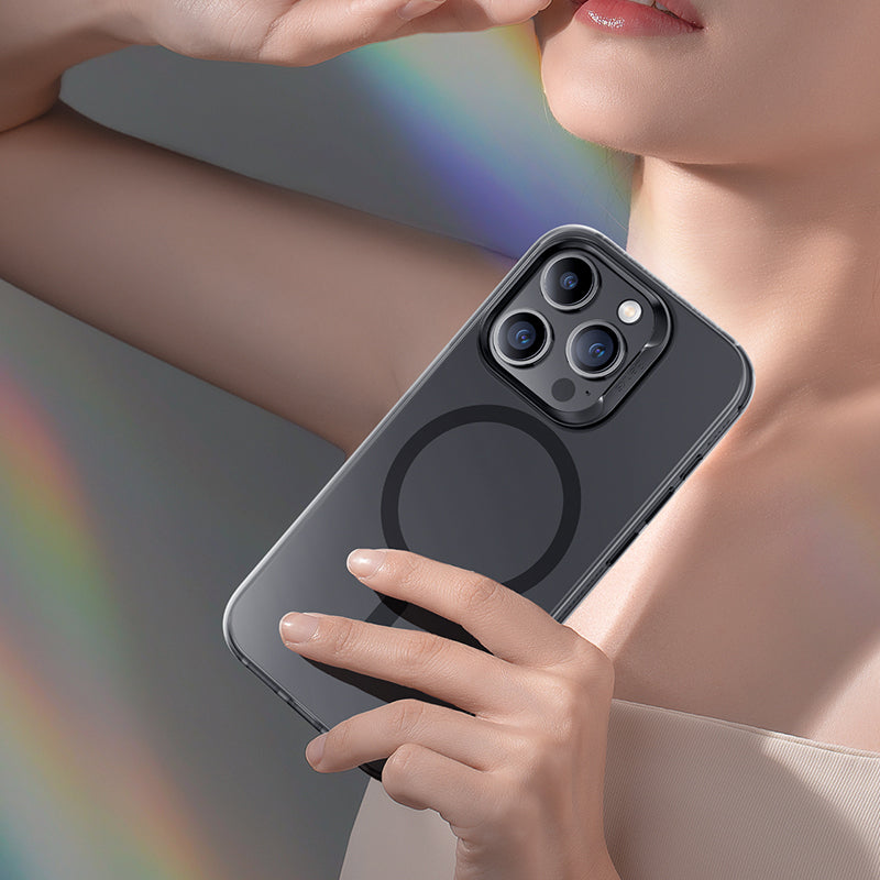 Apple iPhone 16 Pro Max Kılıf M-safe Şarj Özellikli Yeni Seri Benks Lucid Armor Kapak Gold