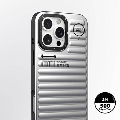 Apple iPhone 16 Pro Max M-safe Şarj Özellikli Kılıf Mat Renkli Tasarım Youngkit Original Serisi Kapak Siyah