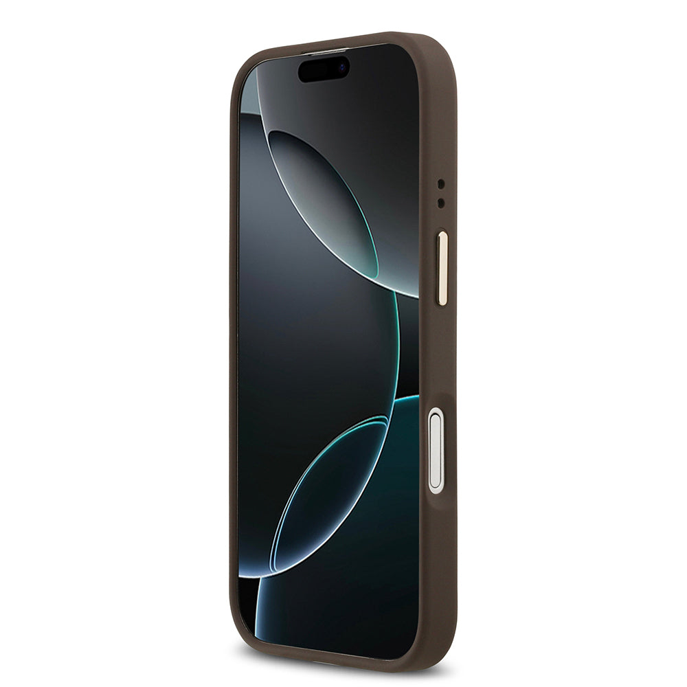 Apple iPhone 17 Kılıf Guess Orjinal Lisanslı M-safe Şarj Özellikli Grained Yazı ve Taşlı 4G Logolu Kapak Kahverengi