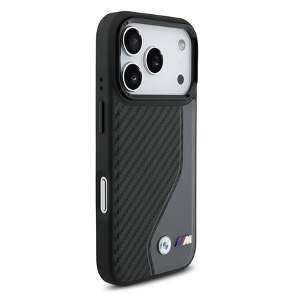 Apple iPhone 17 Pro Kılıf BMW Orjinal Lisanslı M-safe Şarj Özellikli Metal BMW ve M Logolu PU Karbon Tasarımlı Kapak Kırmızı