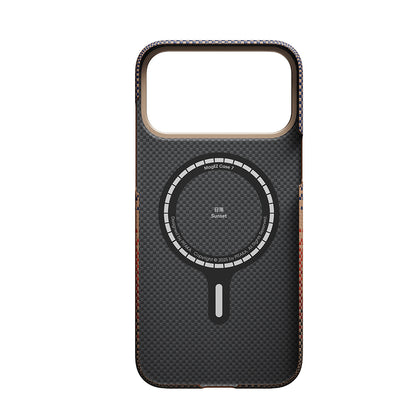 Apple iPhone 17 Pro Kılıf M-safe Şarj Özellikli Aramid Fiber Pitaka Tactile Woven Sunset-Moonrise Serisi Kapak Kahverengi