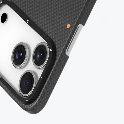 Apple iPhone 17 Pro Kılıf M-safe Şarj Özellikli Aramid Fiber Youngkit 1500D Kevlar Extreme Wing Titanyum-Gold Serisi Kapak Siyah