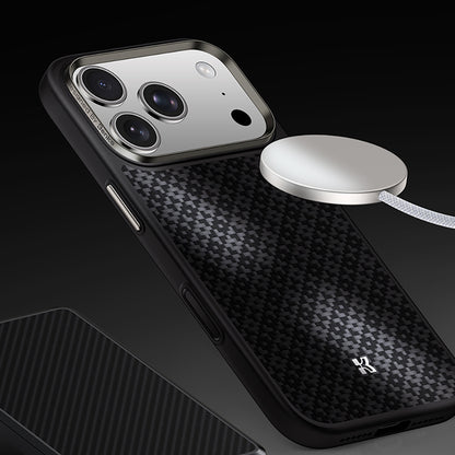 Apple iPhone 17 Pro Kılıf M-Safe Şarj Özellikli Benks ArmorPro ArmorGrid Serisi Kevlar Kapak Mavi