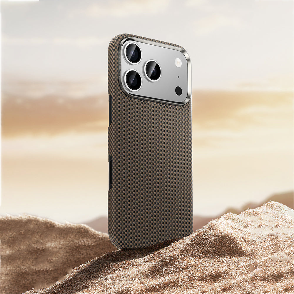 Apple iPhone 17 Pro Kılıf M-safe Şarj Özellikli Benks Yeni Seri ArmorTint ArmorAir Kevlar Kapak Gold