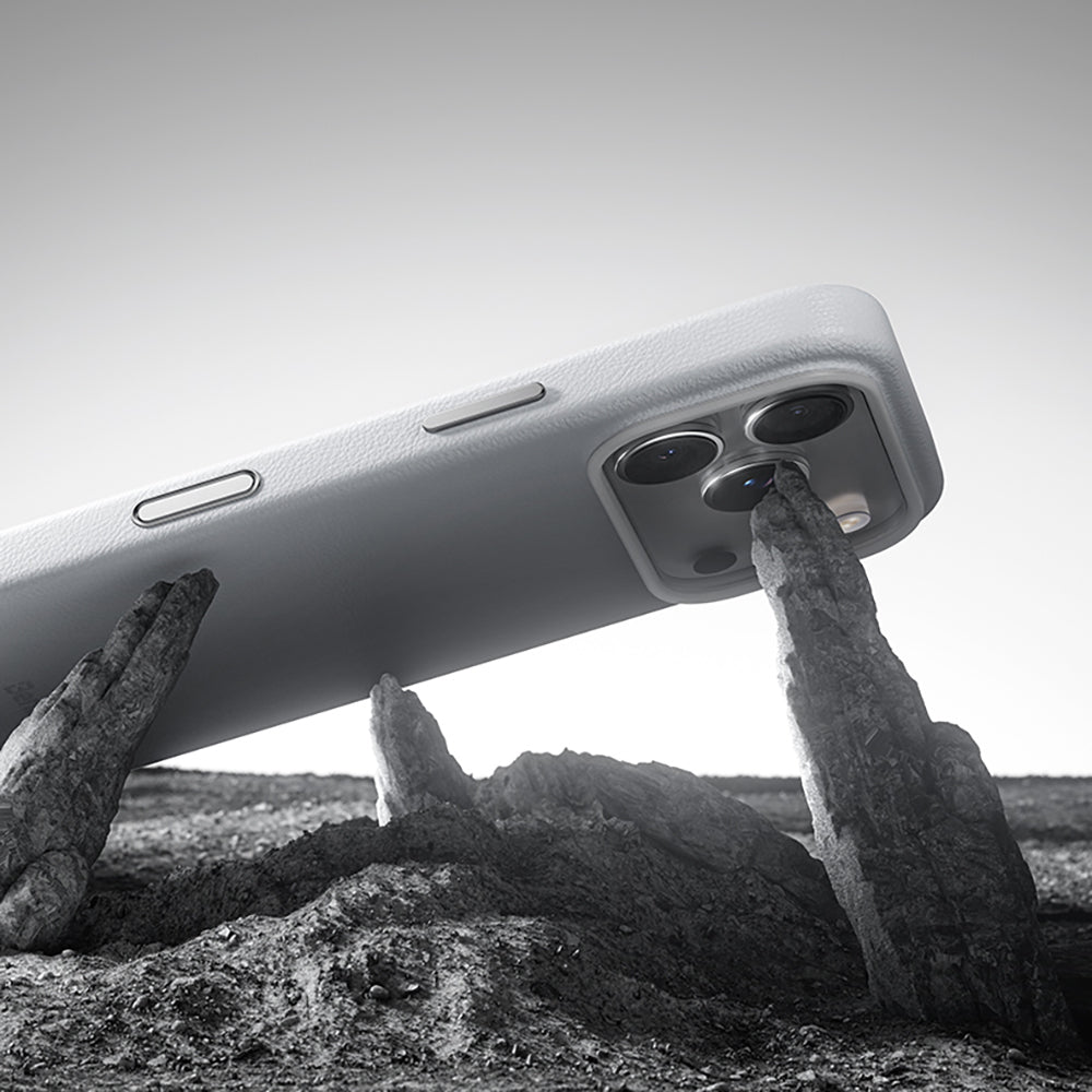 Apple iPhone 17 Pro Kılıf M-safe Şarj Özellikli Çizilmeye Dayanıklı Benks VitaPro Serisi PU Deri Kapak Turuncu