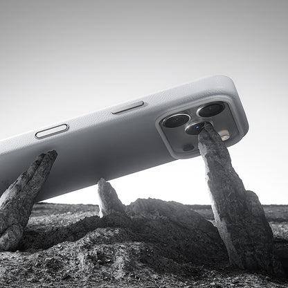 Apple iPhone 17 Pro Kılıf M-safe Şarj Özellikli Çizilmeye Dayanıklı Benks VitaPro Serisi PU Deri Kapak Mavi