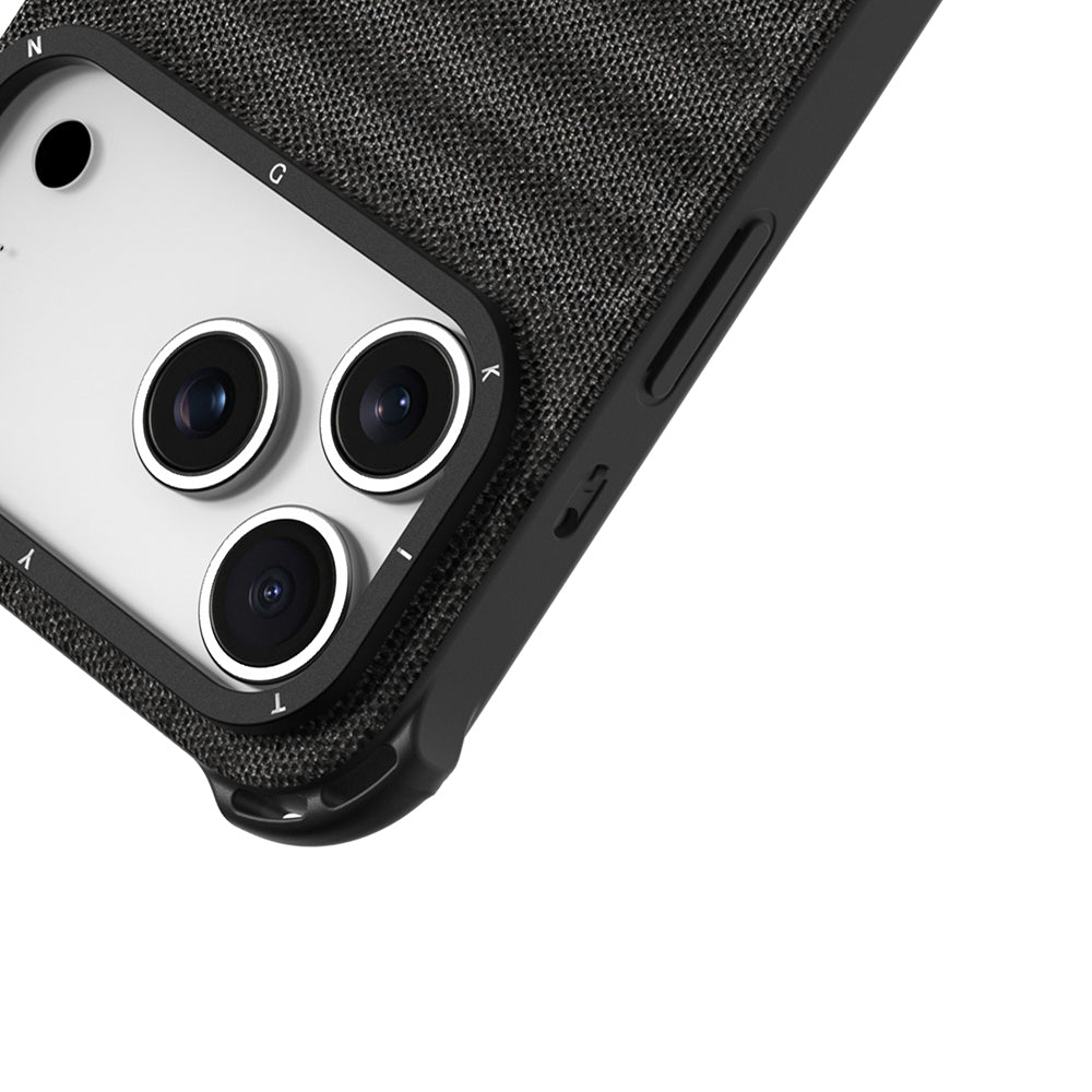 Apple iPhone 17 Pro Kılıf M-safe Şarj Özellikli Youngkit Canvas Serisi Kapak Siyah