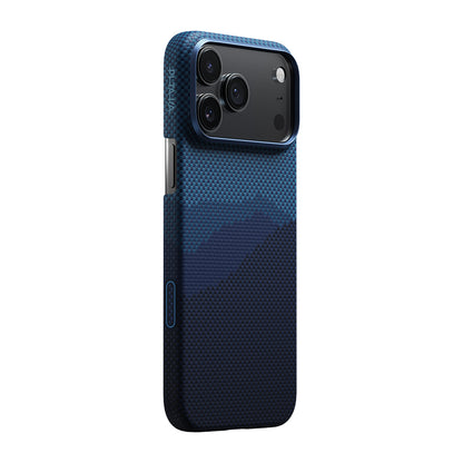 Apple iPhone 17 Pro Max Kılıf M-safe Şarj Özellikli Aramid Fiber Pitaka Tactile Woven Starpeak Serisi Over The Horizon Kapak Mavi