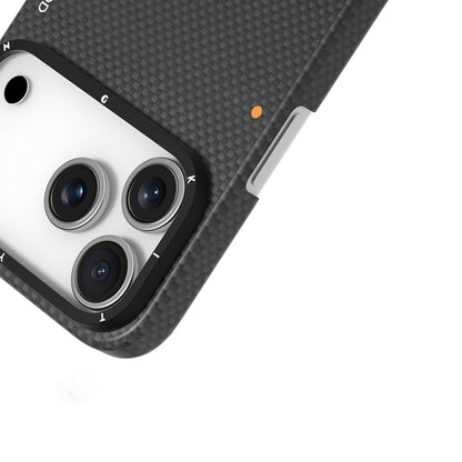 Apple iPhone 17 Pro Max Kılıf M-safe Şarj Özellikli Aramid Fiber Youngkit 1500D Kevlar Extreme Wing Titanyum-Gold Serisi Kapak Siyah