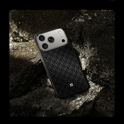 Apple iPhone 17 Pro Max Kılıf M-Safe Şarj Özellikli Benks ArmorPro ArmorGrid Serisi Kevlar Kapak Mavi