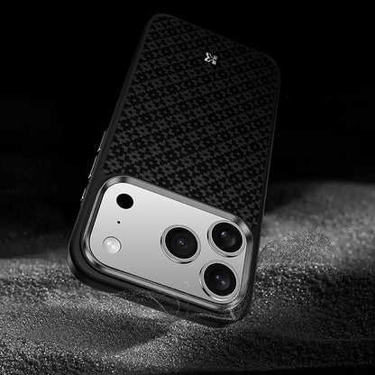 Apple iPhone 17 Pro Max Kılıf M-Safe Şarj Özellikli Benks ArmorPro ArmorGrid Serisi Kevlar Kapak Turuncu