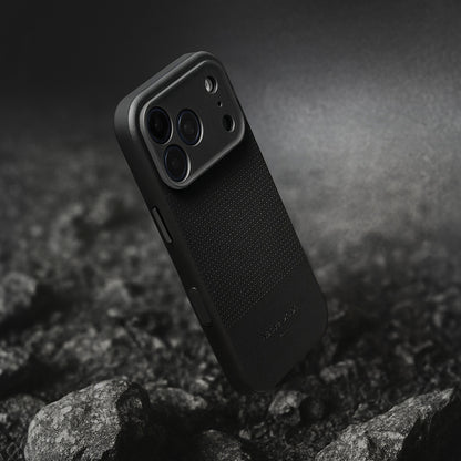 Apple iPhone 17 Pro Max Kılıf M-safe Şarj Özellikli Deri Dokulu Native Union 2025 Active Serisi Kapak