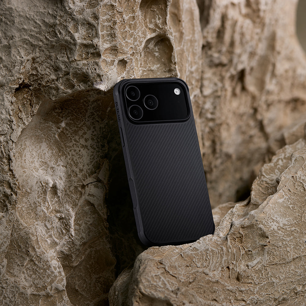 Apple iPhone 17 Pro Max Kılıf M-safe Şarj Özellikli Pitaka Aramid Pro Guard Serisi Black-Gray Kapak Siyah-Gri