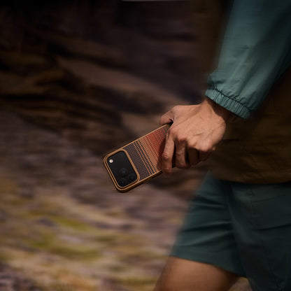 Apple iPhone 17 Pro Max Kılıf M-safe Şarj Özellikli Pitaka Tactile Woven Sunset-Moonrise Aramid Pro Guard Serisi Kapak Mavi