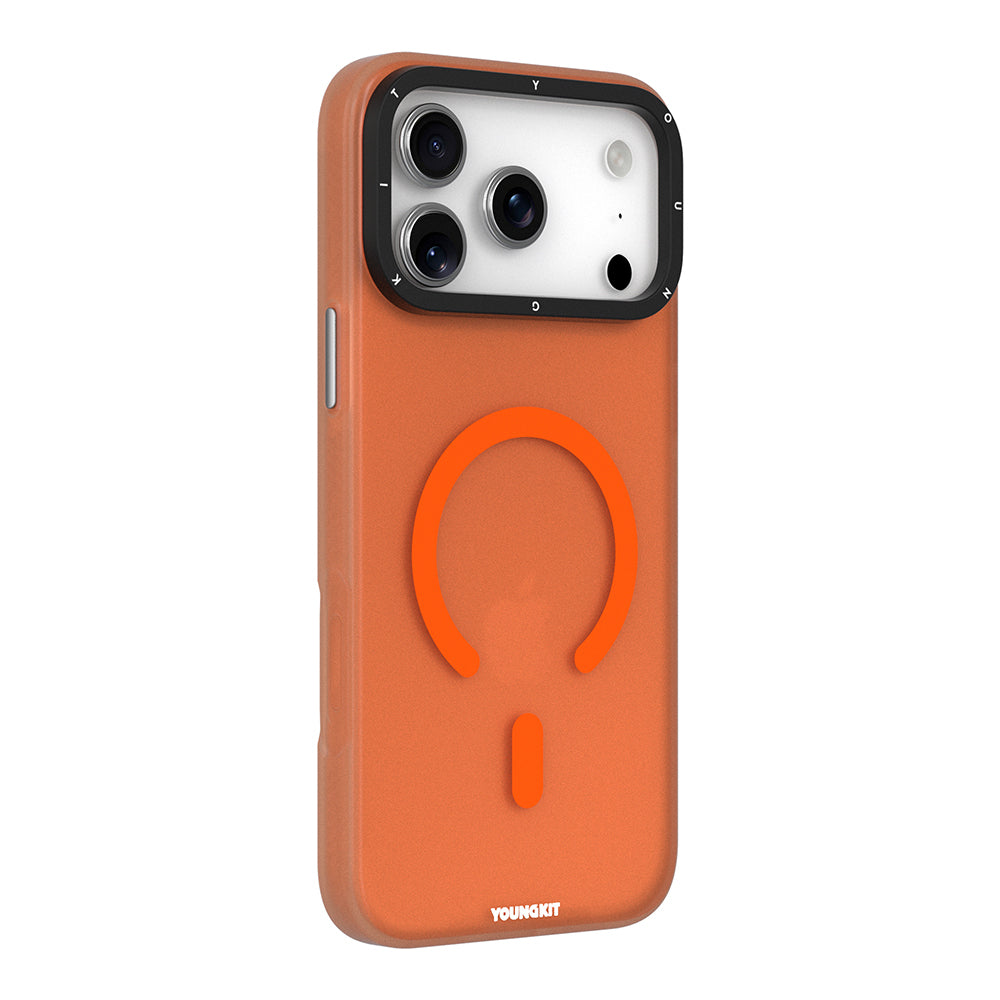 Apple iPhone 17 Pro Max Kılıf M-safe Şarj Özellikli Youngkit Hidden Sand Serisi Kapak Beyaz