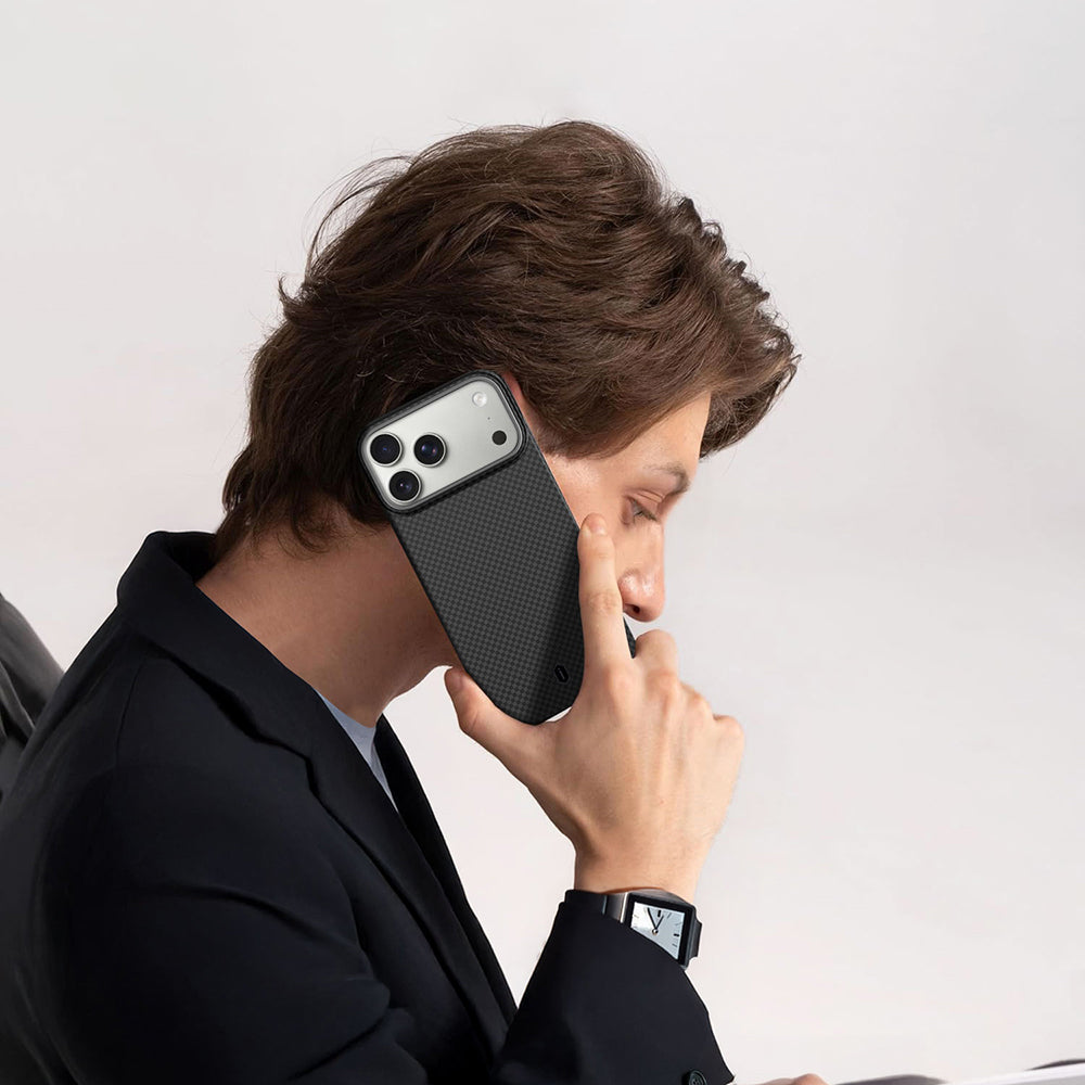 Apple iPhone 17 Pro Max Kılıf Wiwu DCC-208 M-safe Şarj Özellikli Aramid Fiber Tasarım Kevlar Kapak Mavi