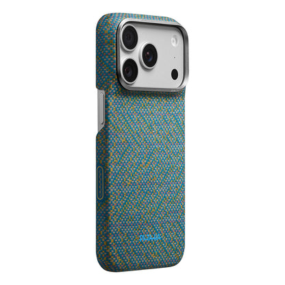 Apple iPhone 18 Pro Kılıf M-safe Şarj Özellikli Aramid Karbon Fiber Pitaka Wind Over Wheat Serisi Kapak