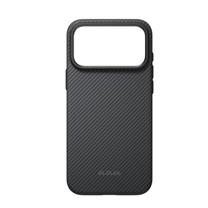 Apple iPhone 18 Pro Max Kılıf M-safe Şarj Özellikli Aramid Karbon Fiber Pitaka Military-Grade Classic Serisi New Logo Black-Grey Twill Kapak