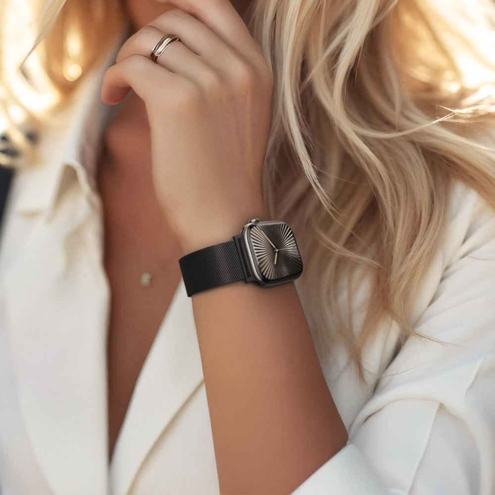 Apple Watch 10 46mm Amazingthing Titan Premium Metal Hasır Kordon Siyah