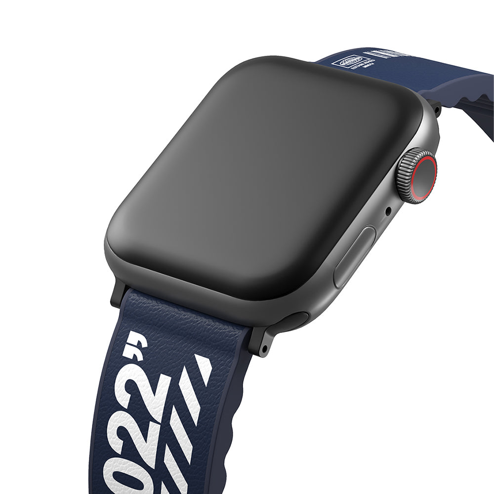 Apple Watch 42mm SkinArma Taihi Sora Yazı Desenli Deri Görünümlü Silikon Kordon Kırmızı