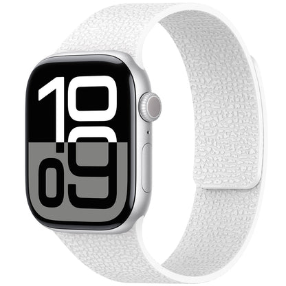Apple Watch 7 45mm Zore KRD-136 Kabartma Desenli Silikon Kordon