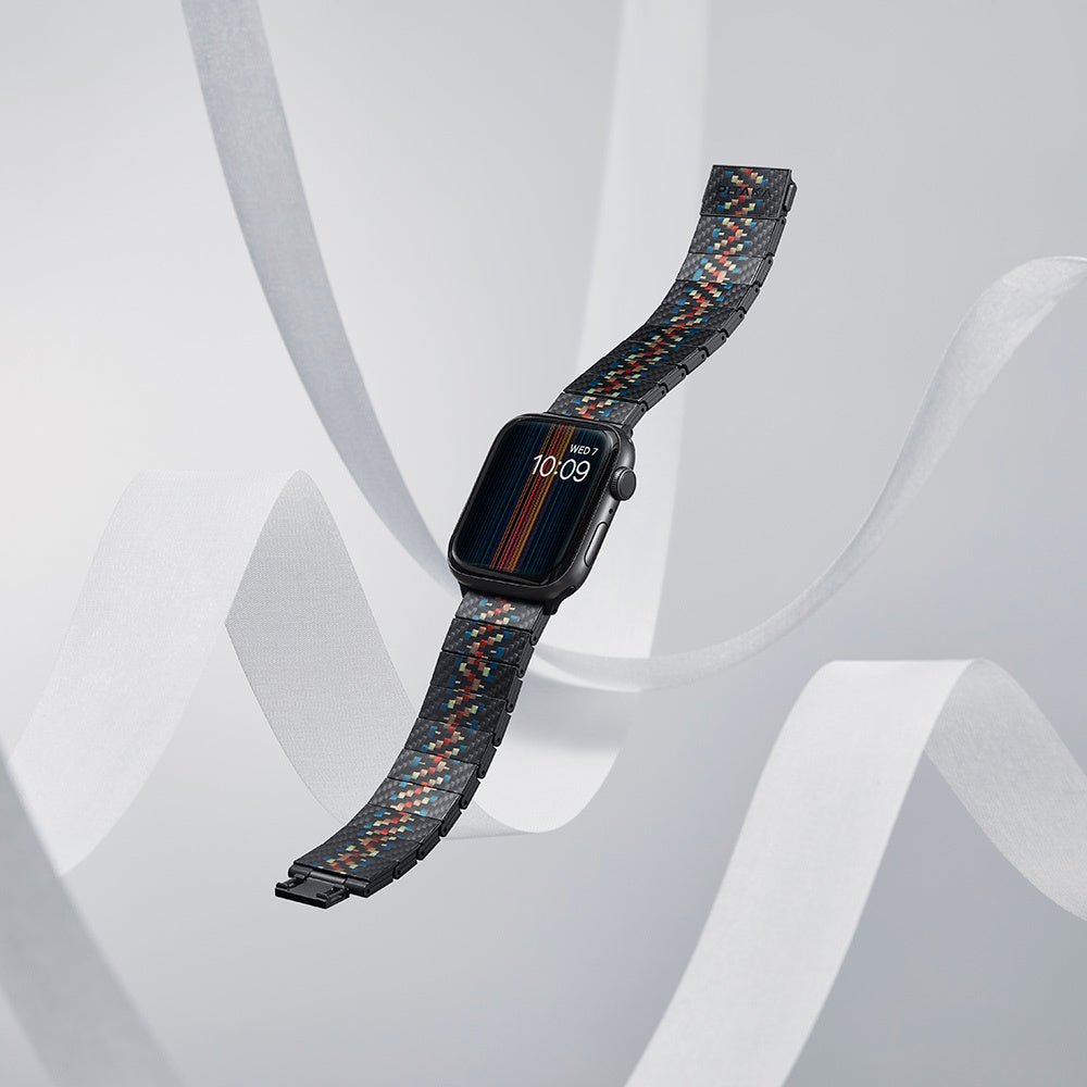 Apple Watch Serisi Uyumlu Aramid Fiber ve Karbon Fiber Pitaka Modern Serisi Rhapsody Universal Kordon Siyah