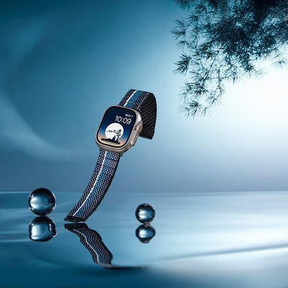 Apple Watch Serisi Uyumlu Aramid Fiber ve Karbon Fiber Pitaka Poetry of Things ChromaCarbon Serisi Moon Universal Kordon Siyah