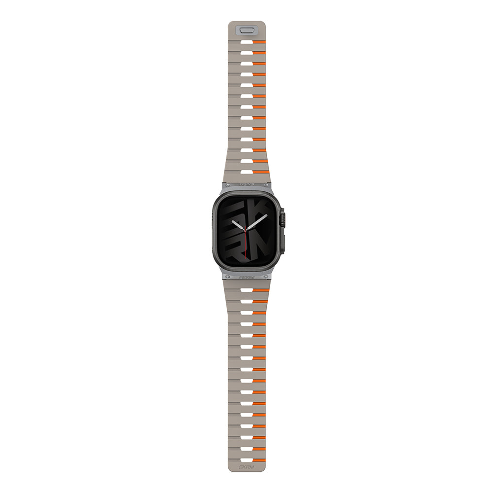 Apple Watch Ultra 49mm Skinarma Gemini Serisi TPU Magnetik Silikon Kordon Beyaz-Siyah
