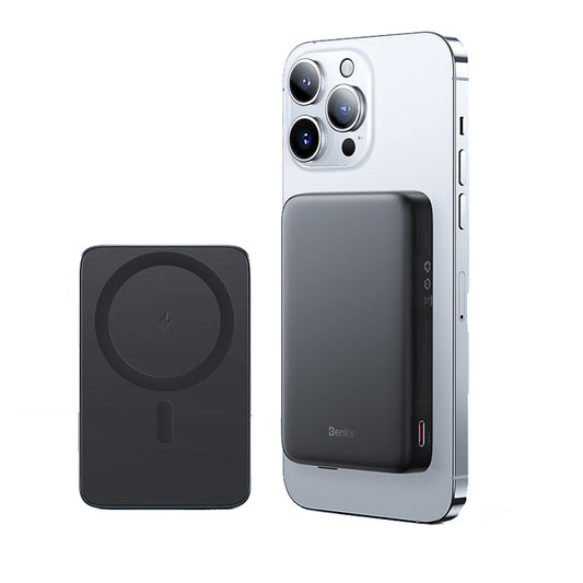 Benks MP07 M-safe Magnetik İnce Tasarımlı Powerbank 10000mAh iPhone 12-13-14 Serisi Beyaz
