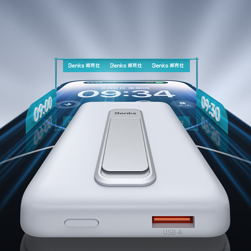 Benks MP08 M-safe Magnetik Standlı İnce Tasarımlı Powerbank 10000mAh Beyaz