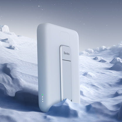 Benks MP08 M-safe Magnetik Standlı İnce Tasarımlı Powerbank 10000mAh Siyah