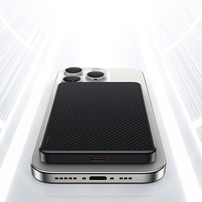 Benks MP17 ArmorGo M-safe Şarj Özellikli 600D Aramid Fiber Qi2 Teknolojili Powerbank 15W 10000mAh Siyah