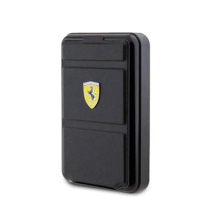 Ferrari 973WP Orjinal Lisanslı M-safe Şarj Özellikli Standlı Metal Logolu Powerbank 10.000mAh Siyah