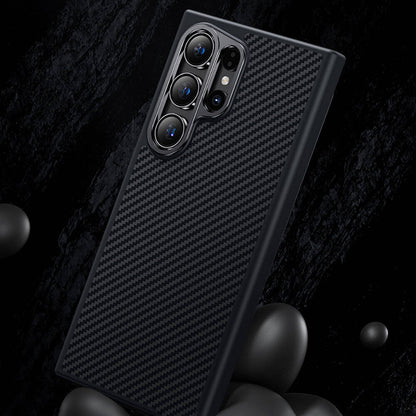 Galaxy S24 Kılıf Karbon Fiber M-safe Şarj Özellikli Benks Hybrid ArmorPro 600D Kevlar Kapak Siyah