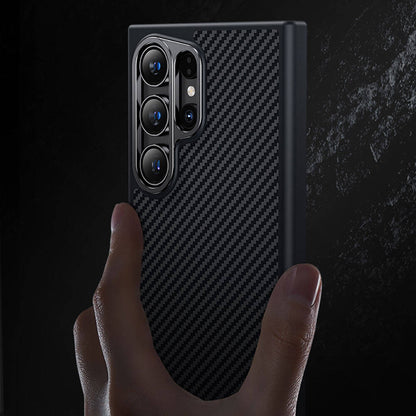 Galaxy S24 Plus Kılıf Karbon Fiber M-safe Şarj Özellikli Benks Hybrid ArmorPro 600D Kevlar Kapak Siyah