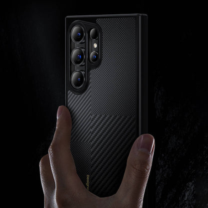 Galaxy S24 Plus Kılıf M-safe Şarj Özellikli Karbon Fiber Benks Montage Hybrid ArmorPro Kevlar Kapak Siyah