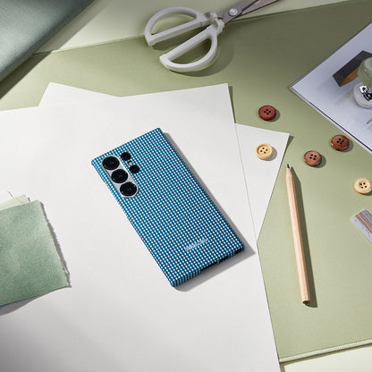 Galaxy S24 Ultra Kılıf M-safe Şarj Özellikli 1500D Aramid Fiber Pitaka Ultra-Slim Classic Serisi Ice Sea Kapak Mavi