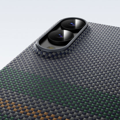 Galaxy S25 Edge Kılıf M-safe Şarj Özellikli Karbon Fiber Tasarımlı Benks Aurora ArmorAir Kevlar Kapak Yeşil