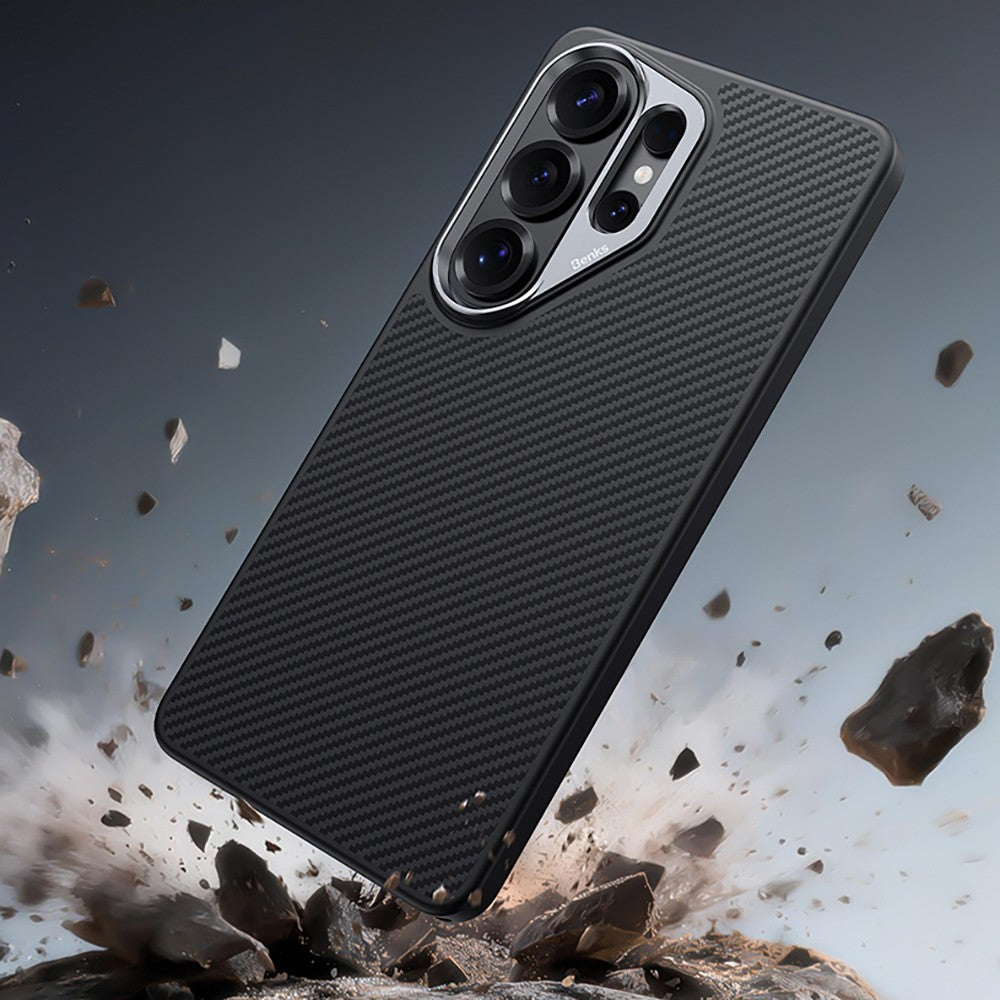 Galaxy S26 Ultra Kılıf Karbon Fiber M-safe Şarj Özellikli Benks Hybrid ArmorPro 600D Kevlar Kapak