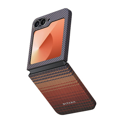 Galaxy Z Flip 6 Kılıf M-safe Şarj Özellikli Aramid Fiber Pitaka Tactile Woven Sunset-Moonrise Serisi Sunset Kapak Kahverengi