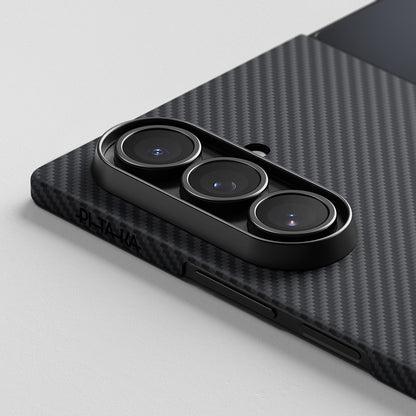 Galaxy Z Flip 7 Kılıf M-safe Şarj Özellikli 600D Aramid Fiber Pitaka Ultra-Slim Classic Serisi Black-Grey Twill Kapak Siyah-Gri