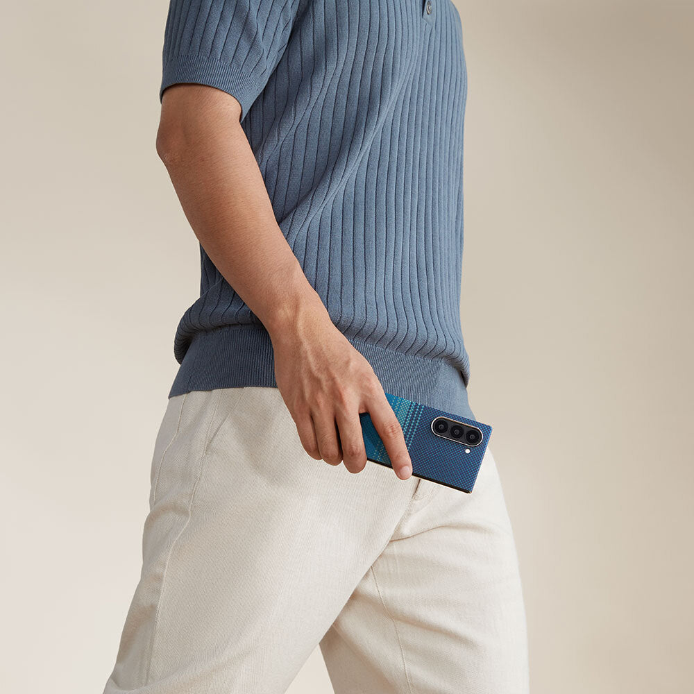 Galaxy Z Fold 6 Kılıf M-safe Şarj Özellikli Aramid Fiber Pitaka Tactile Woven Sunset-Moonrise Serisi Moonrise Kapak Mavi