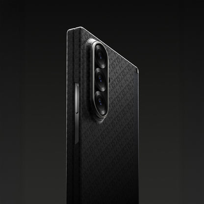 Galaxy Z Fold 7 Kılıf M-Safe Şarj Özellikli Benks ArmorAir ArmorGrid Serisi Kevlar Kapak Siyah