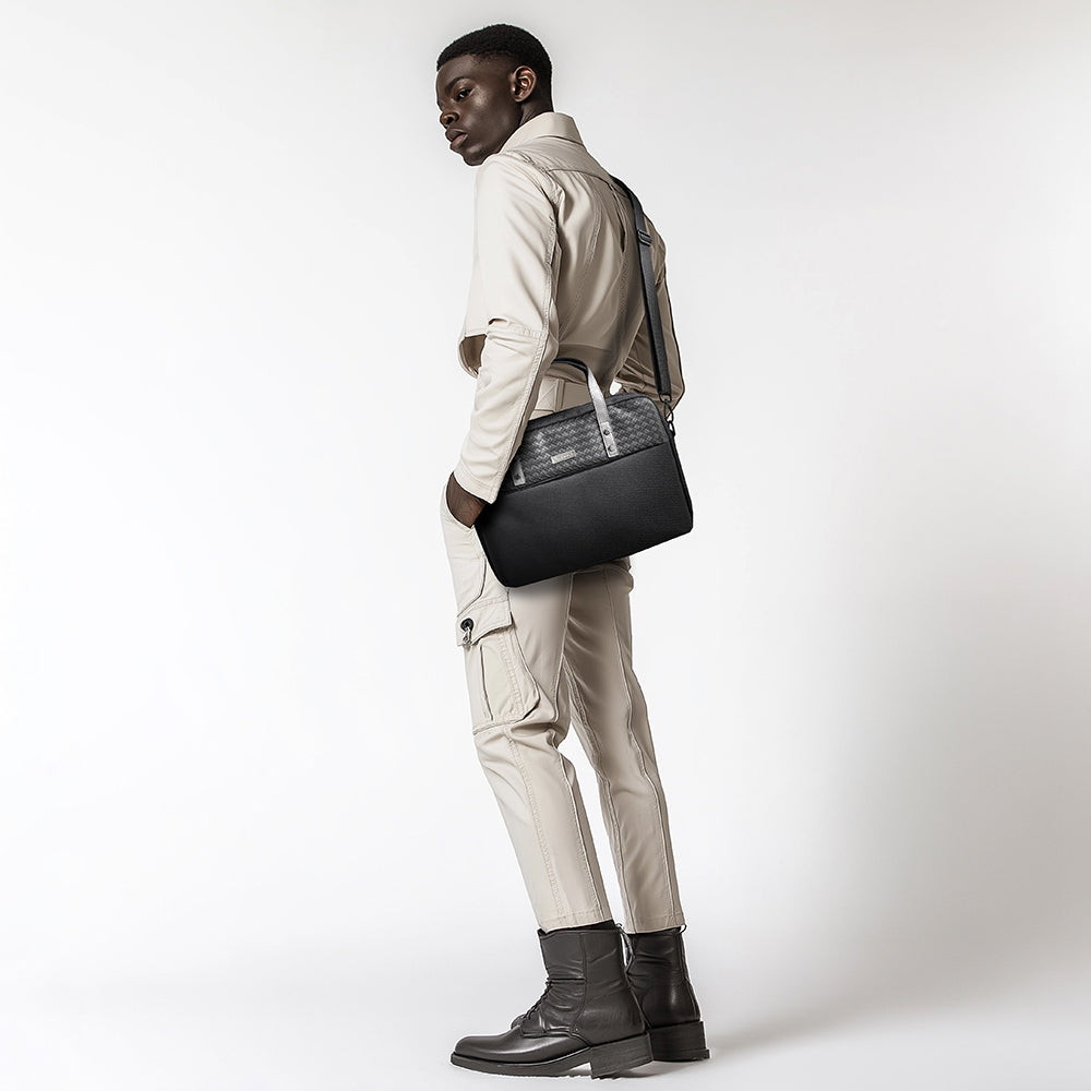 Lenyes LB553 Voyagers Serisi Su Geçirmez Polyester Kumaş Çıkarılabilir Omuz Askılı 15-16 inç Laptop Çantası Siyah